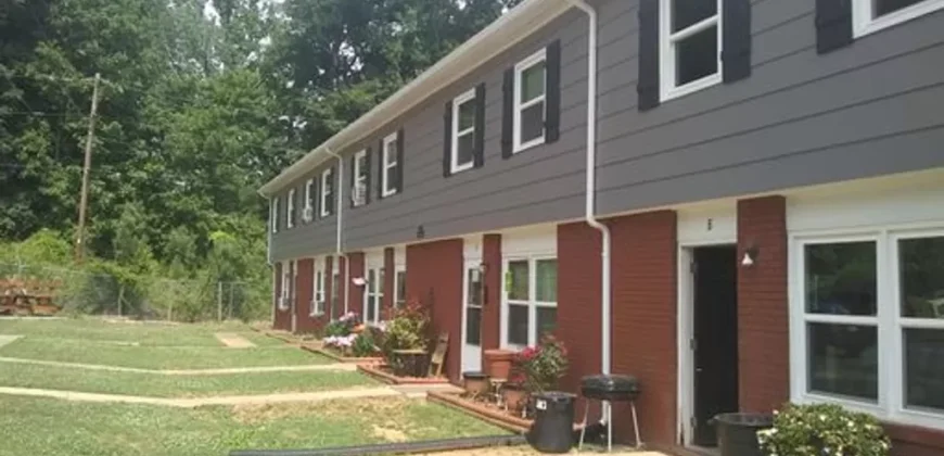 Casa con gran Jardín en Parcela de 5.000m2- Sector Pelumpén – Olmué